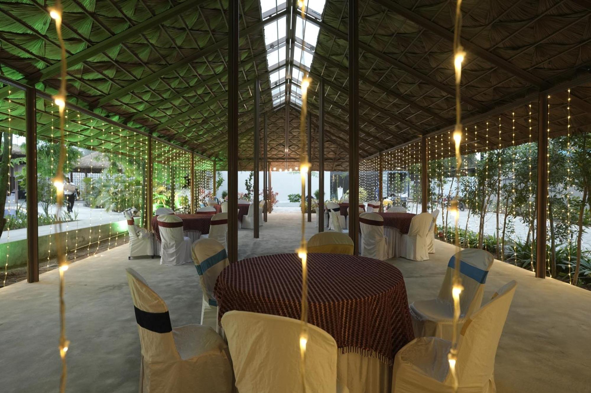 Vanya Settahalasur Exterior photo